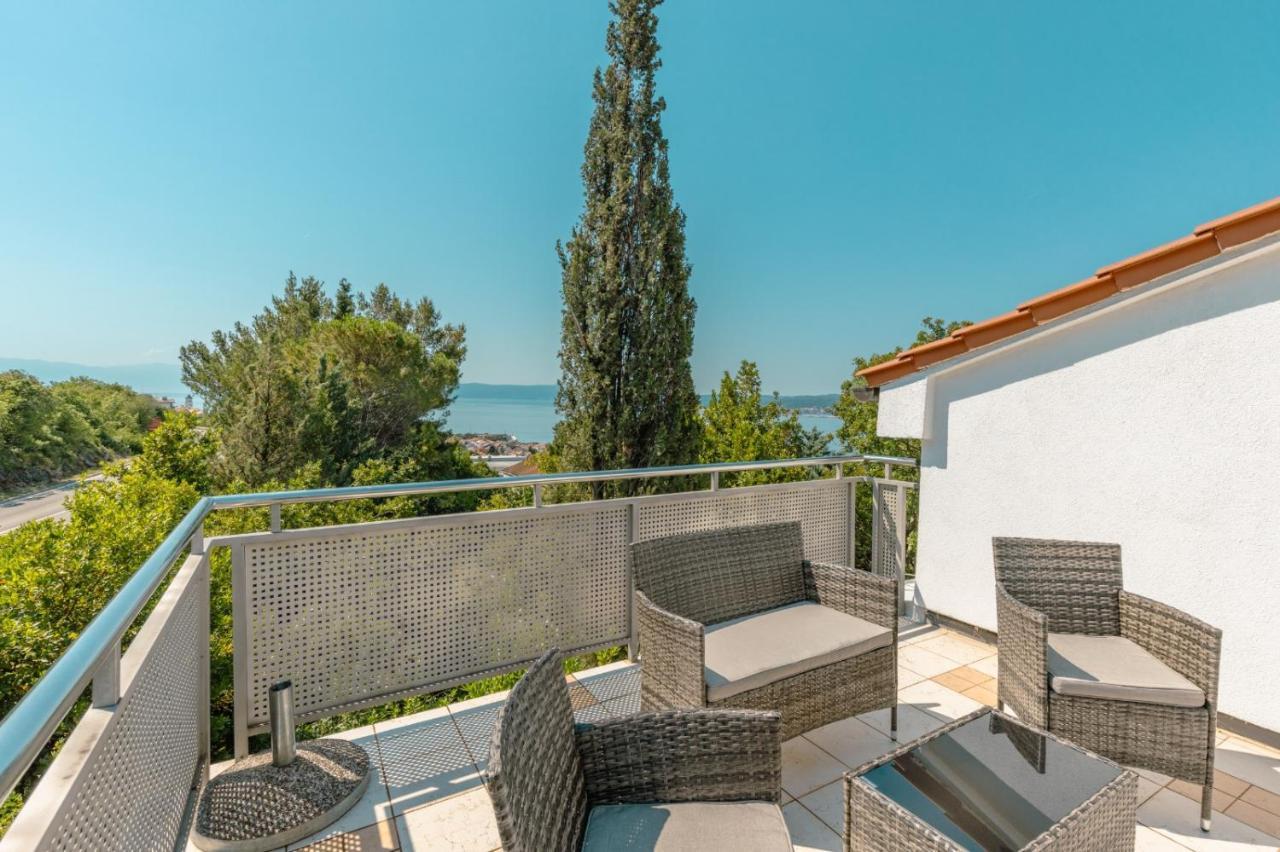 Hotel Villa Aurora Crikvenica Exterior foto