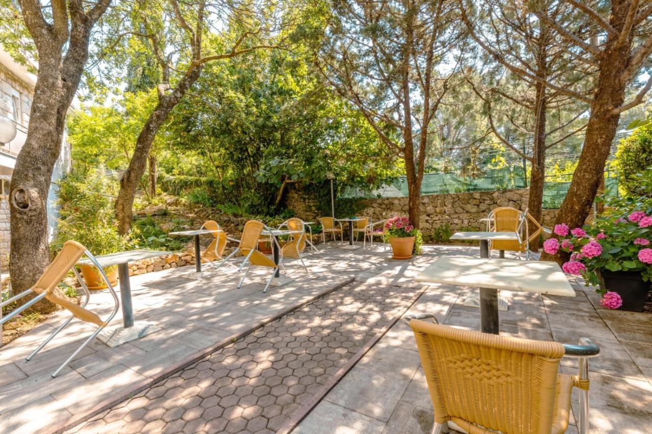 Hotel Villa Aurora Crikvenica Exterior foto