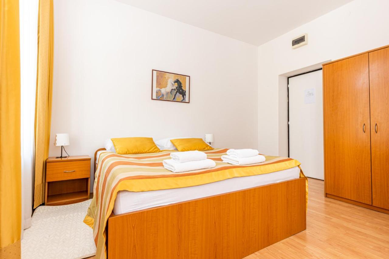 Hotel Villa Aurora Crikvenica Exterior foto