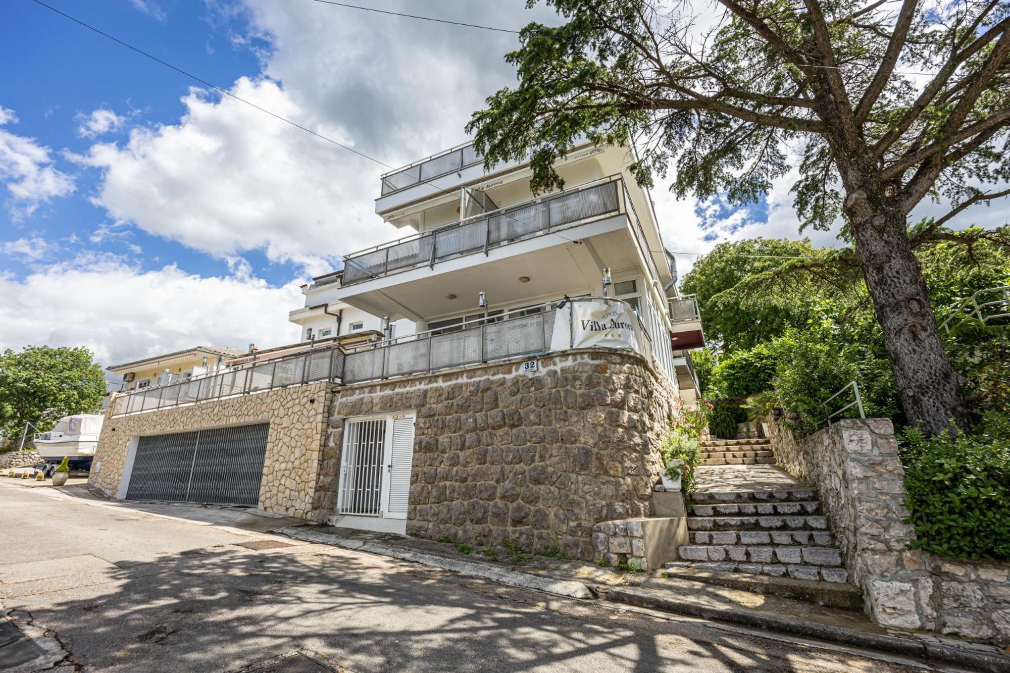 Hotel Villa Aurora Crikvenica Exterior foto