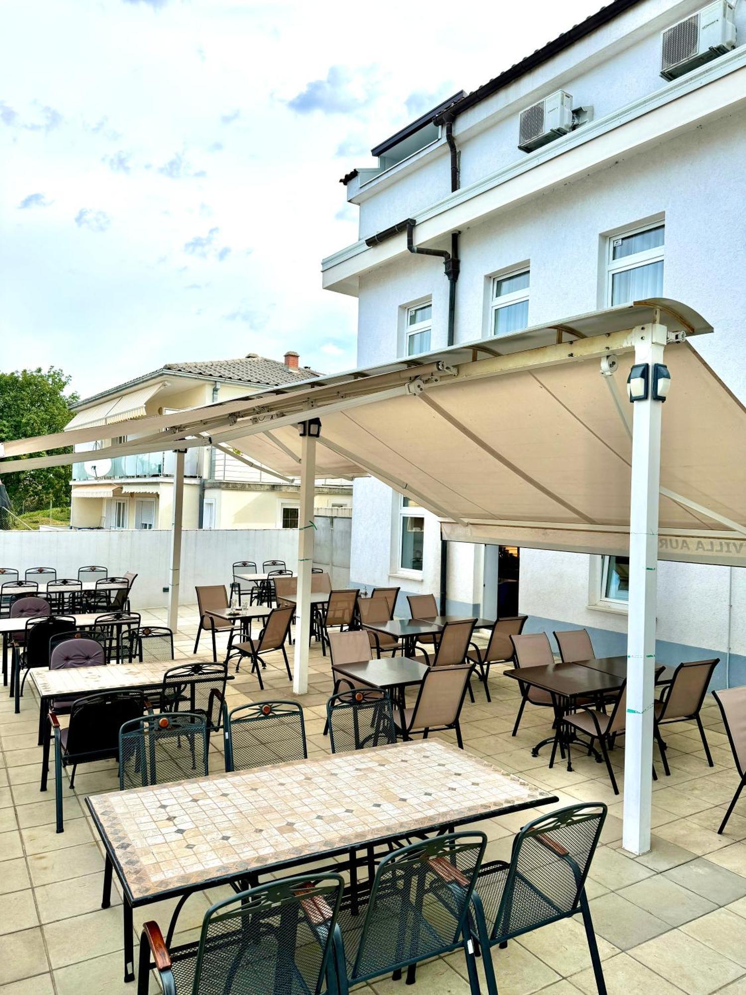 Hotel Villa Aurora Crikvenica Exterior foto
